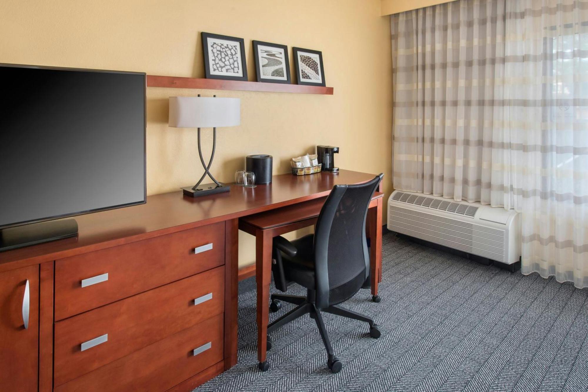 Hotel Courtyard By Marriott Mt. Laurel Mount Laurel Zewnętrze zdjęcie